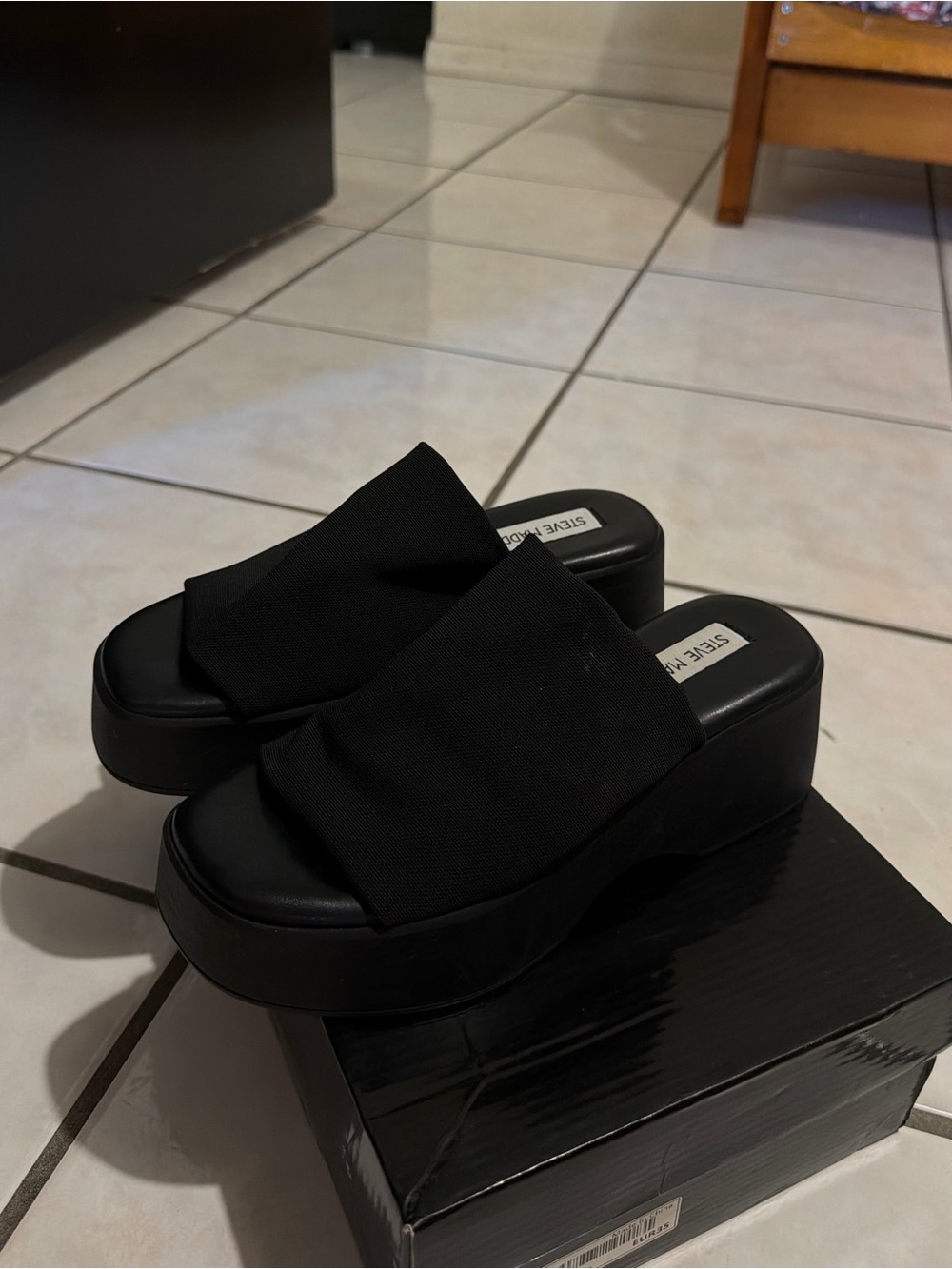 Steve Madden Slinky30 in Black Size 5